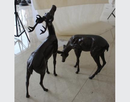 bronze deer, metal deer for garden decoration art