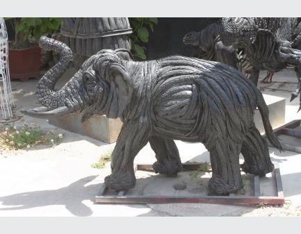 belt animals,Tire regeneration animal sculpture tire elephant