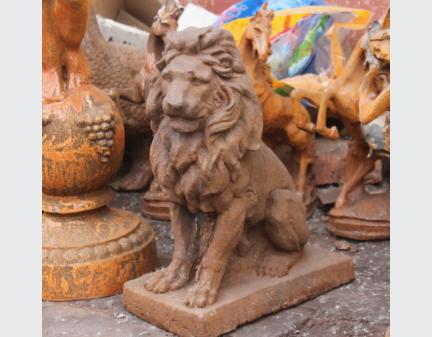 yard animals,cast iron animals lion