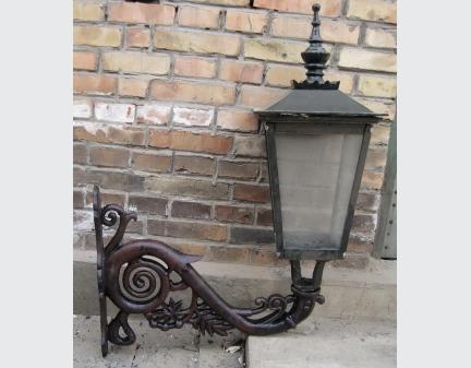 wrought iron outdoor lighting,lamplight,stress lamppost