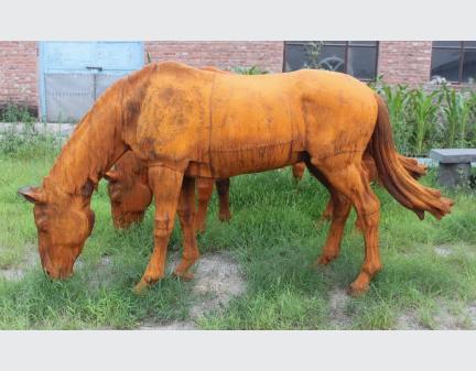 large iron horse for garden docoration, rust large horse down head