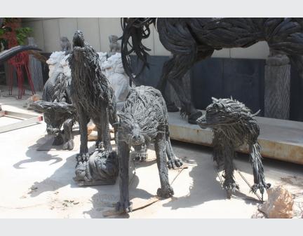 tire animals,High Quality Iron Sculpture wolf