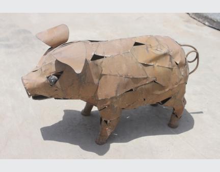 iron animal sculptures,garden animals pig