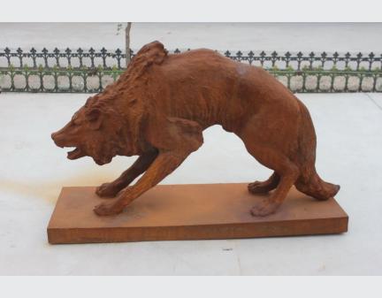 cast iron sculpture,cast iron sculpture wolf